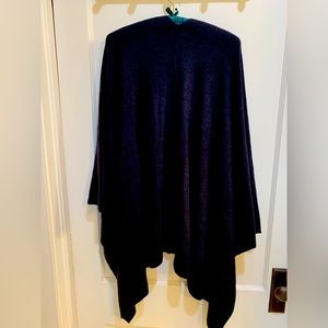 Barefoot Dreams- CozyChic Weekend Lite Wrap